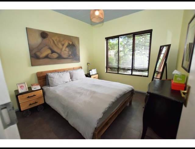 1 BEDROOM APARTMENT FOR SALE IN LONEHILL